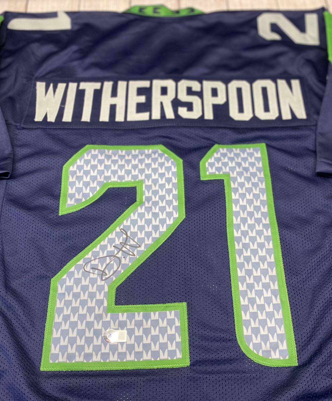 SEATTLE SEAHAWKS DEVON WITHERSPOON SIGNED CUSTOM BLUE JERSEY BECKETT COA!!!
