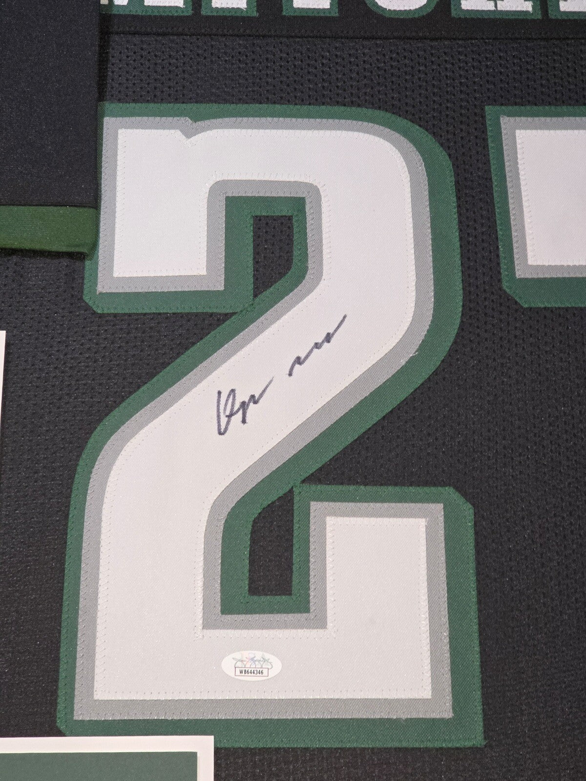 PHILADELPHIA EAGLES QUINYON MITCHELL SIGNED FRAMED CUSTOM BLACK JERSEY JSA COA