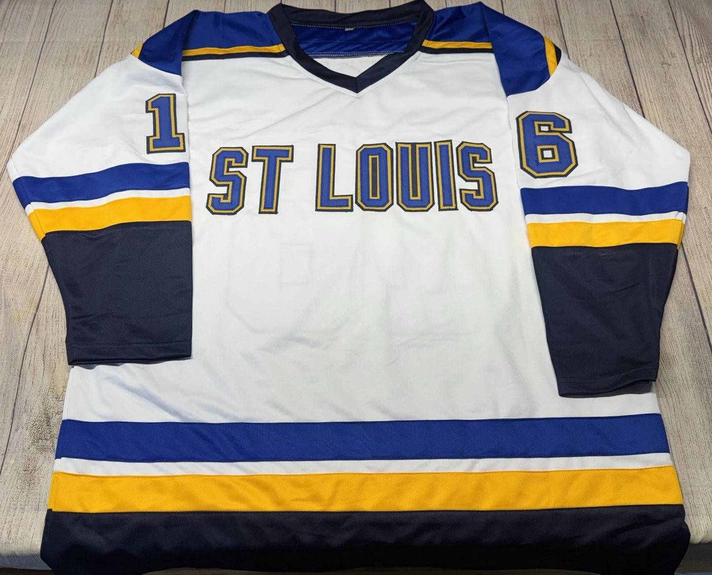 ST. LOUIS BLUES BRETT HULL SIGNED WHITE CUSTOM JERSEY BECKETT COA