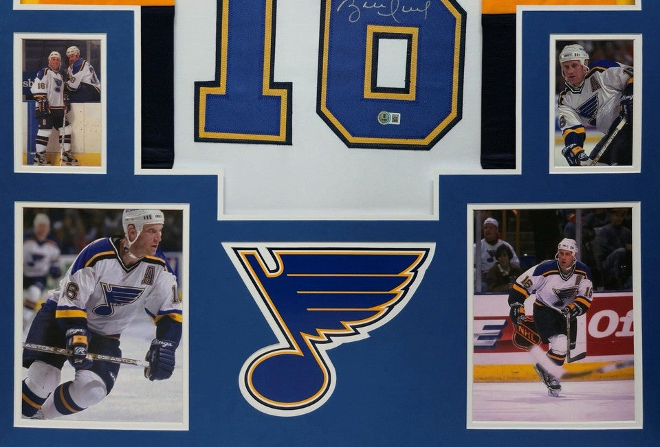 ST. LOUIS BLUES FRAMED BRETT HULL SIGNED WHITE CUSTOM JERSEY BECKETT COA
