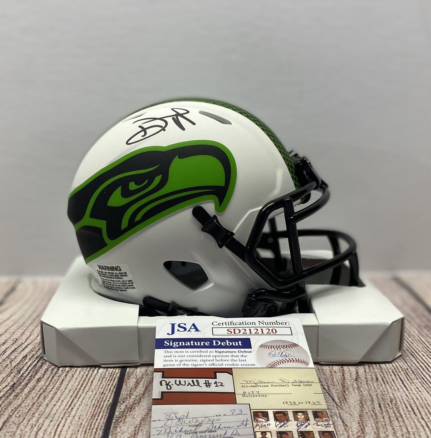 SEATTLE SEAHAWKS DEVON WITHERSPOON SIGNED LUNAR MINI HELMET JSA COA!!