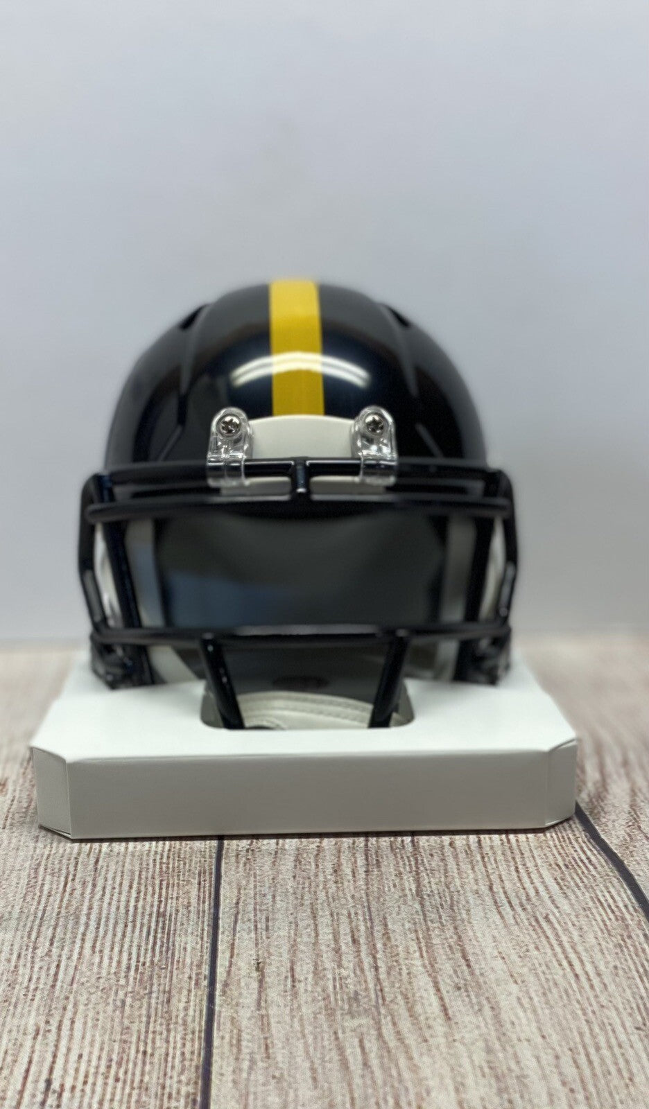 PITTSBURGH STEELERS KEEANU BENTON SIGNED MINI HELMET JSA COA!!!