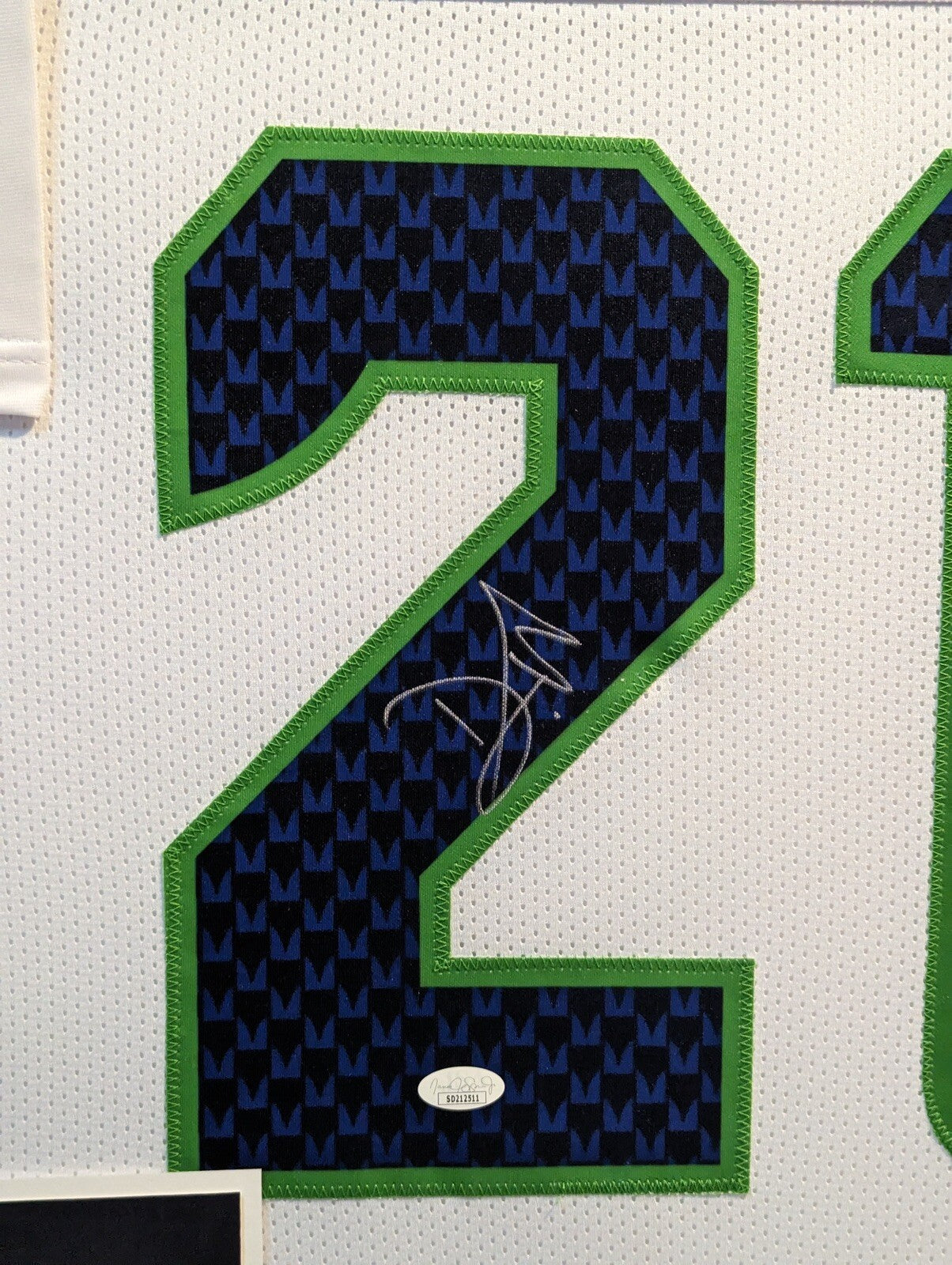 SEATTLE SEAHAWKS DEVON WITHERSPOON SIGNED FRAMED CUSTOM WHITE JERSEY JSA COA