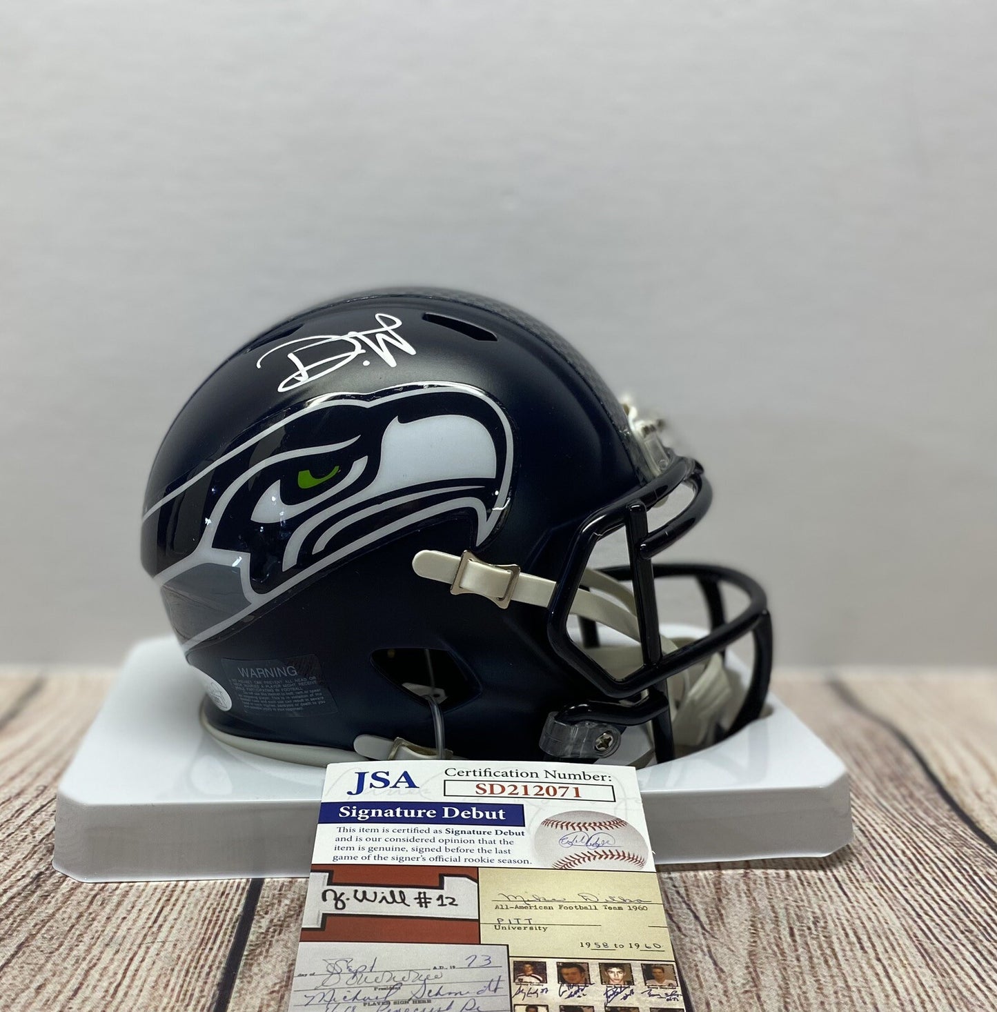 SEATTLE SEAHAWKS DEVON WITHERSPOON SIGNED SPEED MINI HELMET JSA COA!!