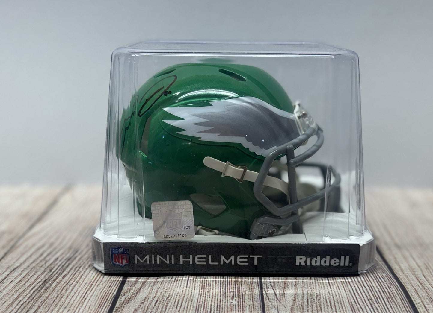 PHILADELPHIA EAGLES JORDAN DAVIS SIGNED KELLY GREEN MINI HELMET JSA