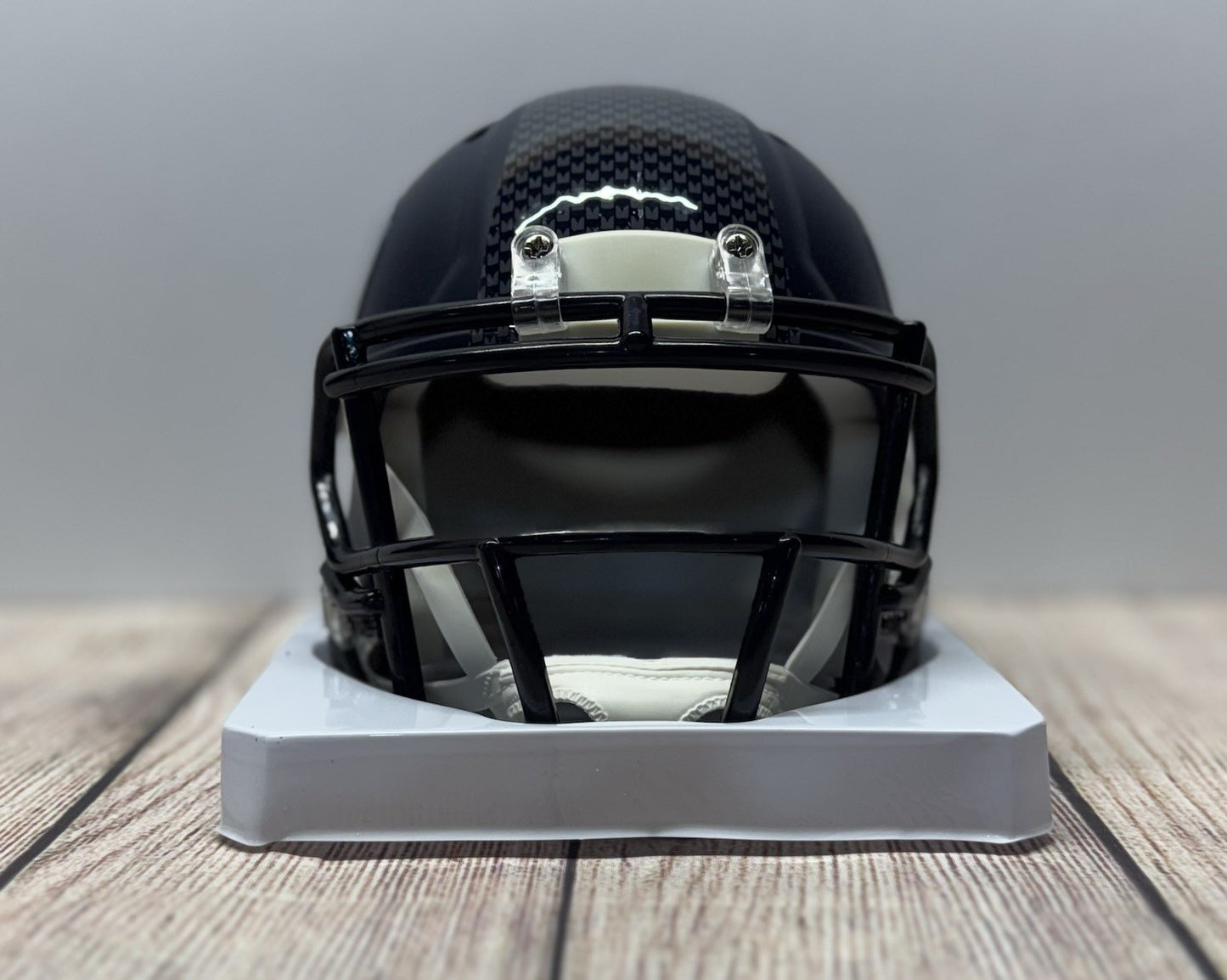 SEATTLE SEAHAWKS DEVON WITHERSPOON SIGNED SPEED MINI HELMET4 BECKETT COA!!