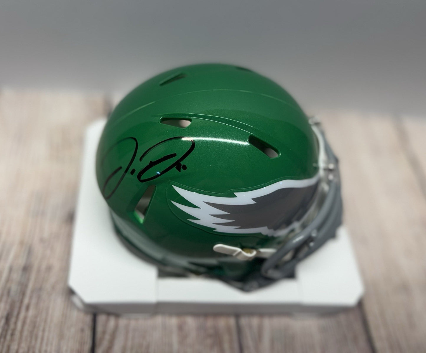 PHILADELPHIA EAGLES JORDAN DAVIS SIGNED KELLY GREEN MINI HELMET JSA