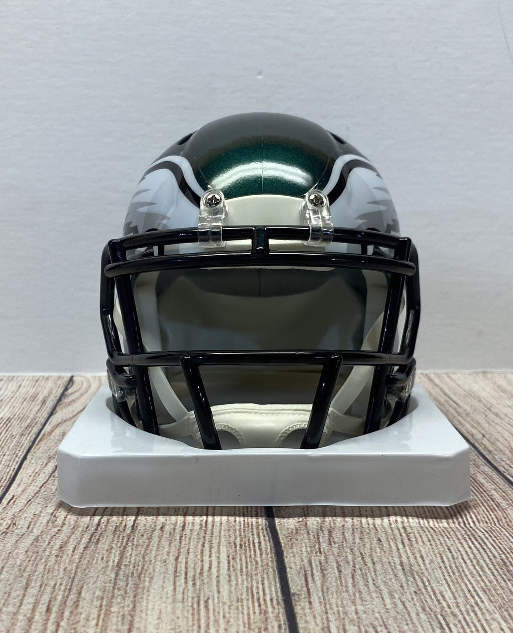 Nolan Smith JR Autographed Philadelphia Eagles Mini Helmet – JSA COA
