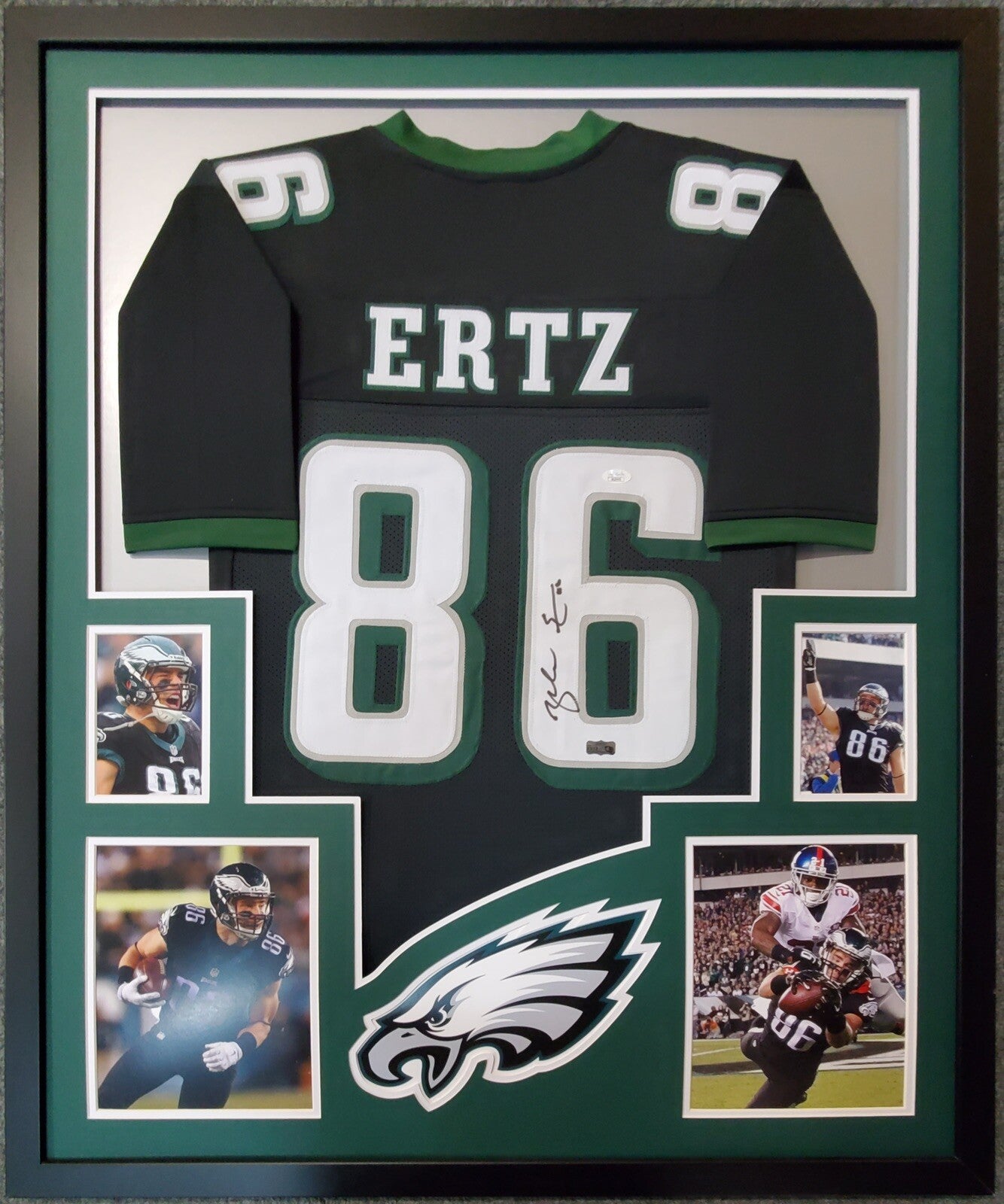 PHILADELPHIA EAGLES FRAMED ZACH ERTZ SIGNED BLACK CUSTOM JERSEY JSA COA!