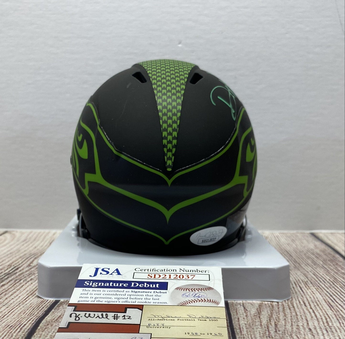 SEATTLE SEAHAWKS DEVON WITHERSPOON SIGNED ECLIPSE MINI HELMET JSA COA!!