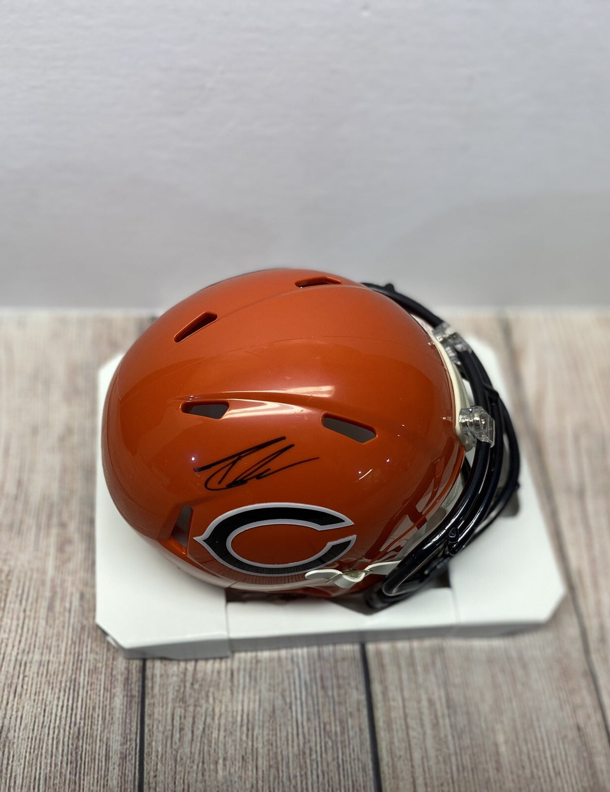Roschon Johnson Autographed Chicago Bears Orange Mini Helmet – Beckett COA