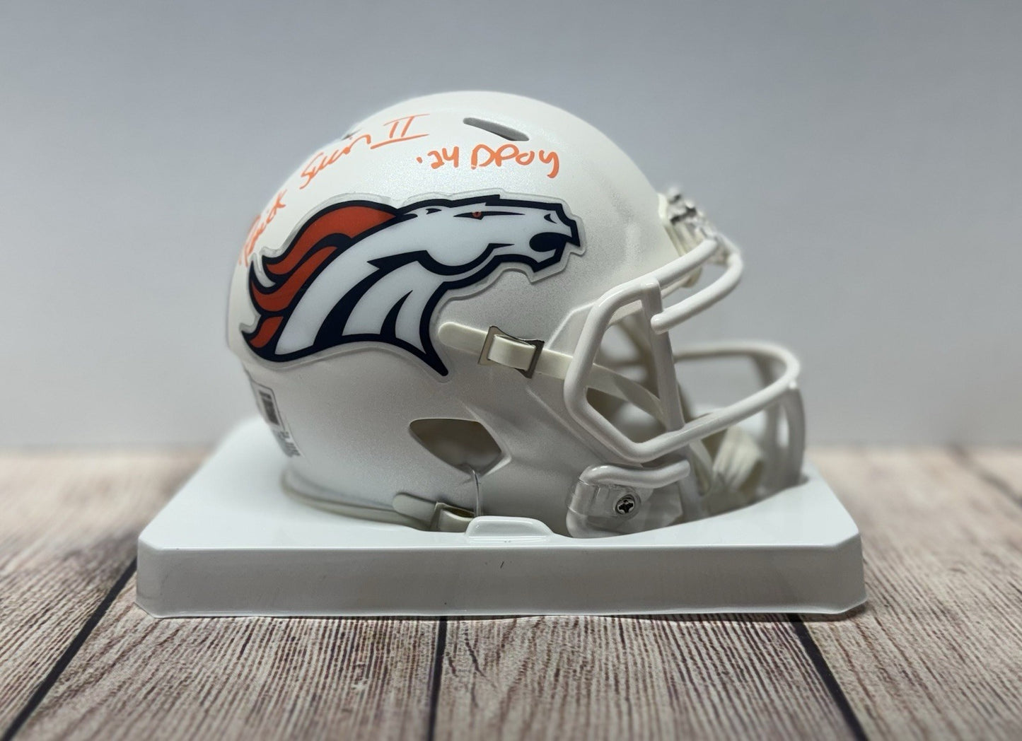 DENVER BRONCOS PATRICK SURTAIN II SIGNED SNOWCAPPED MINI HELMET 24 DPOY BECKETT